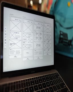 UI UX Tasarım İlkeleriyle Kullanıcı Deneyimini Optimize Edin